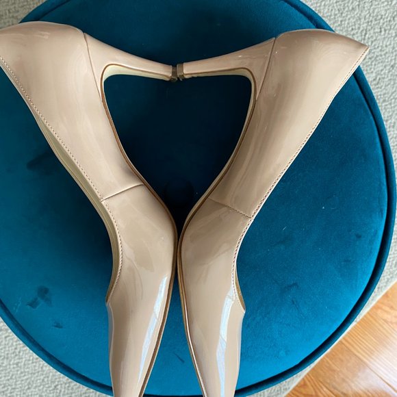 Nine West Nude Patent Pointed Toe Heels Size 9M (NINE) - Picture 3 of 5
